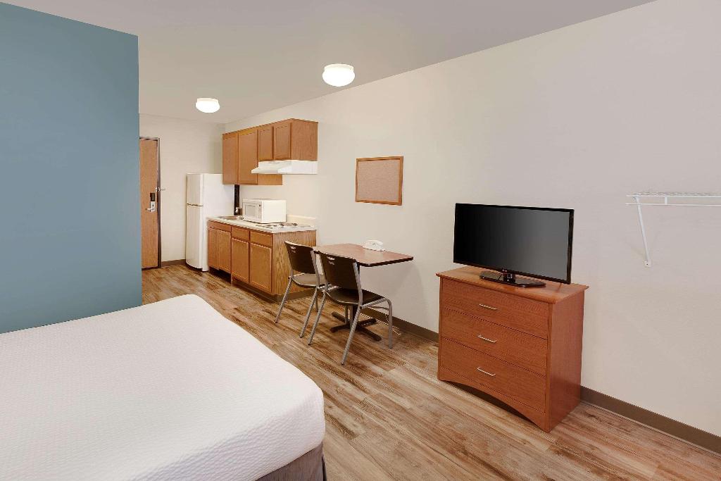 Woodspring Suites Des Moines Pleasant Hill
