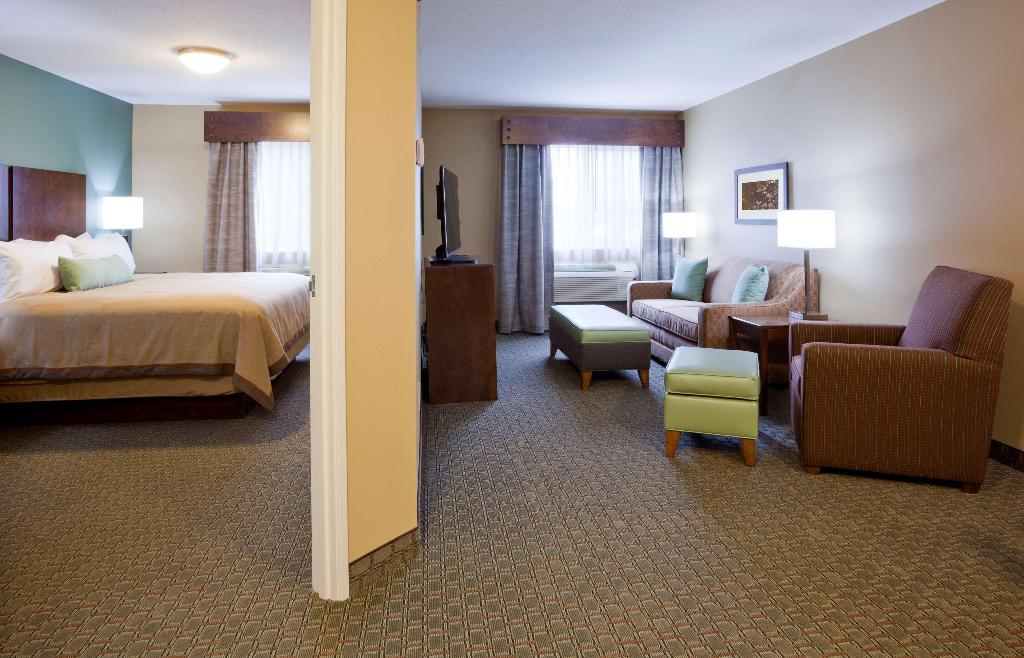 Grandstay Delano