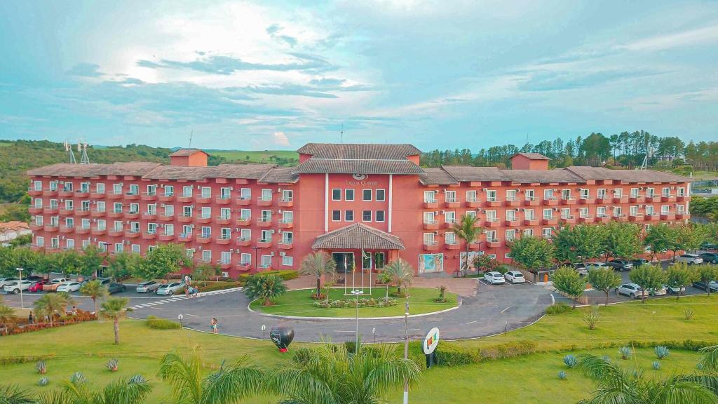 Lagoa Quente Hotel