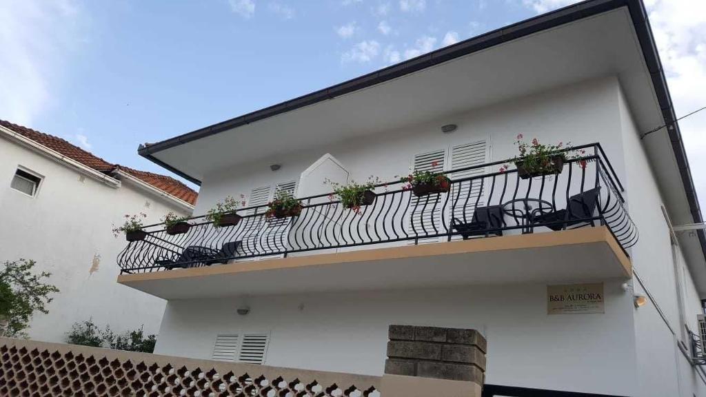 B&B Aurora