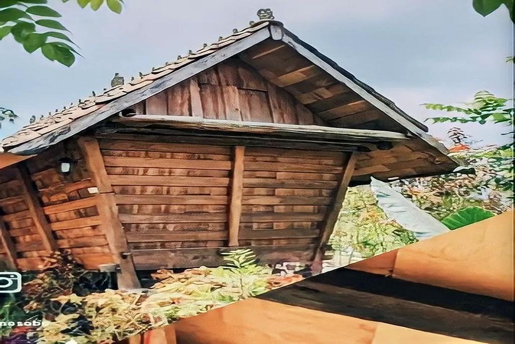 Singgasana Villa and Resto by ZUZU
