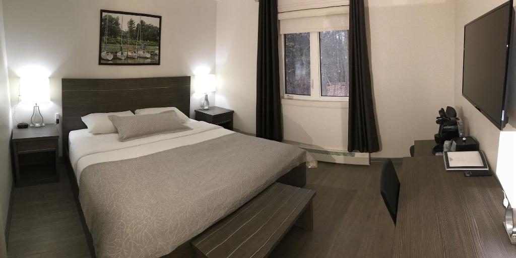 Amber Hotel