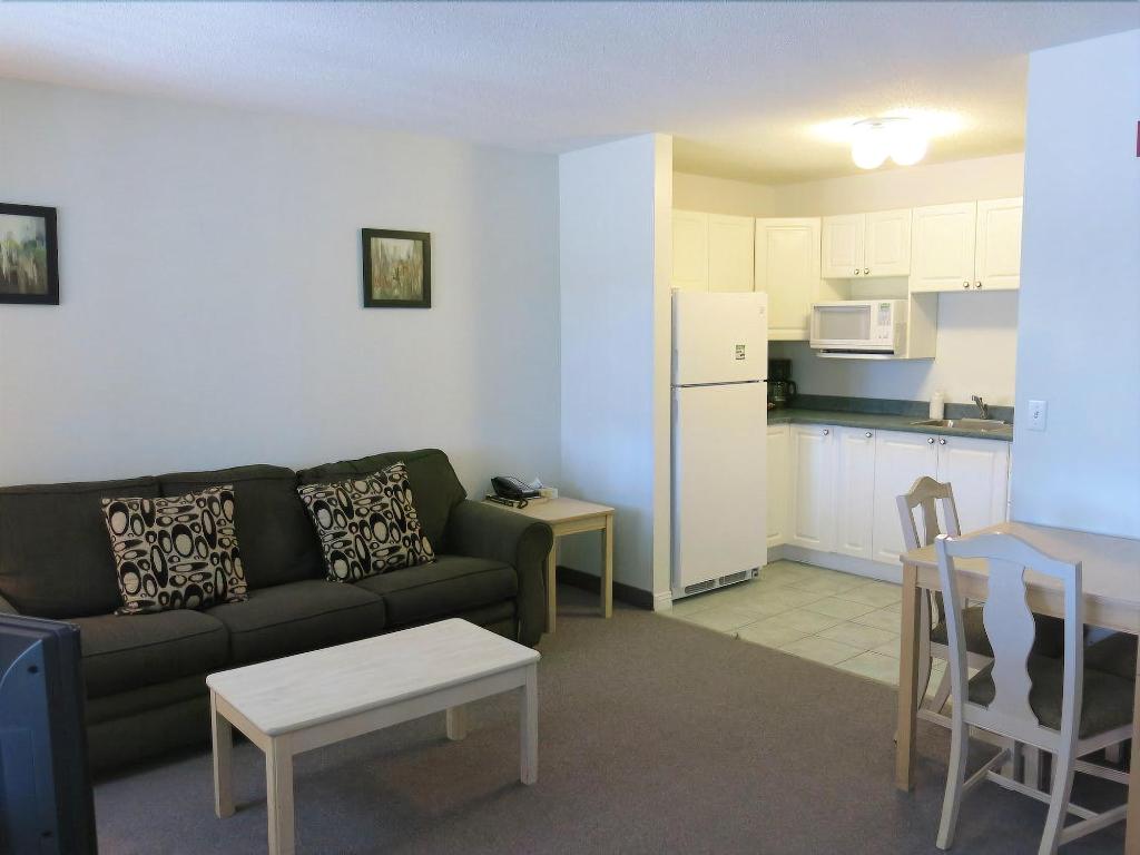 Shemron Suites Hotel