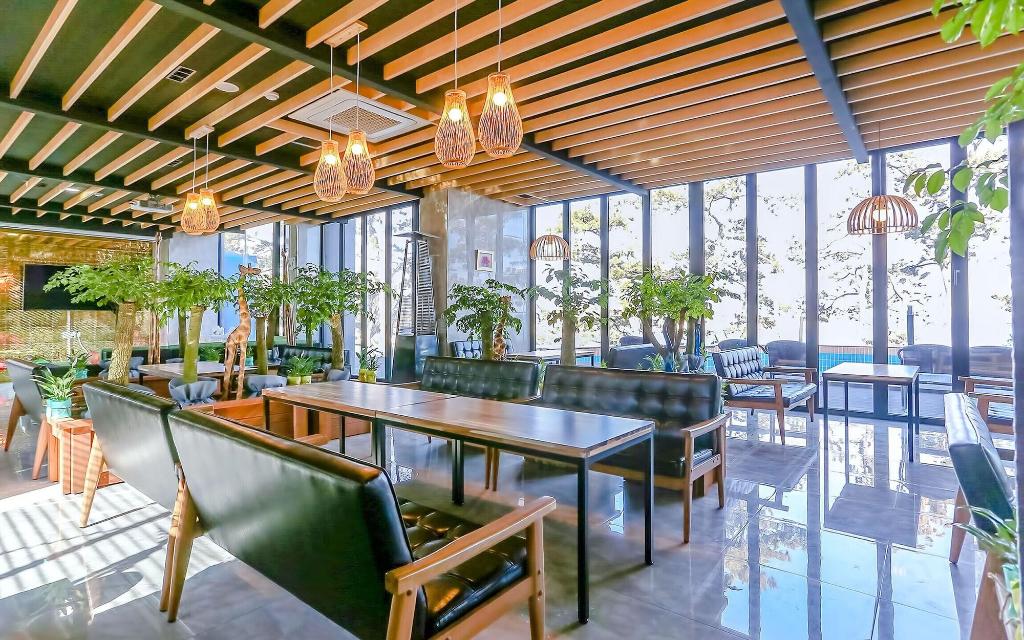 Pohang Pinewave Sea & Spa Pension - Restaurant