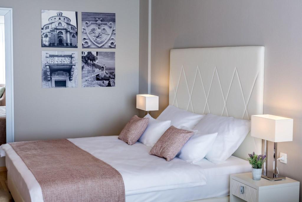 Preelook Apartments And Rooms