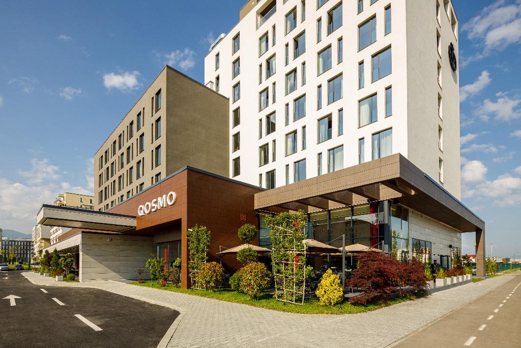 Qosmo Brasov Hotel