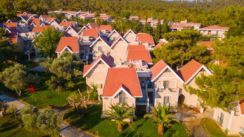 Long Beach Club Nature