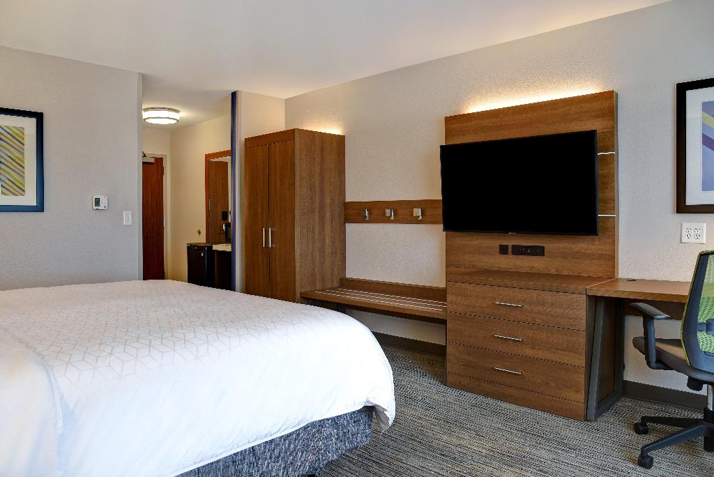Holiday Inn Express & Suites Ottawa