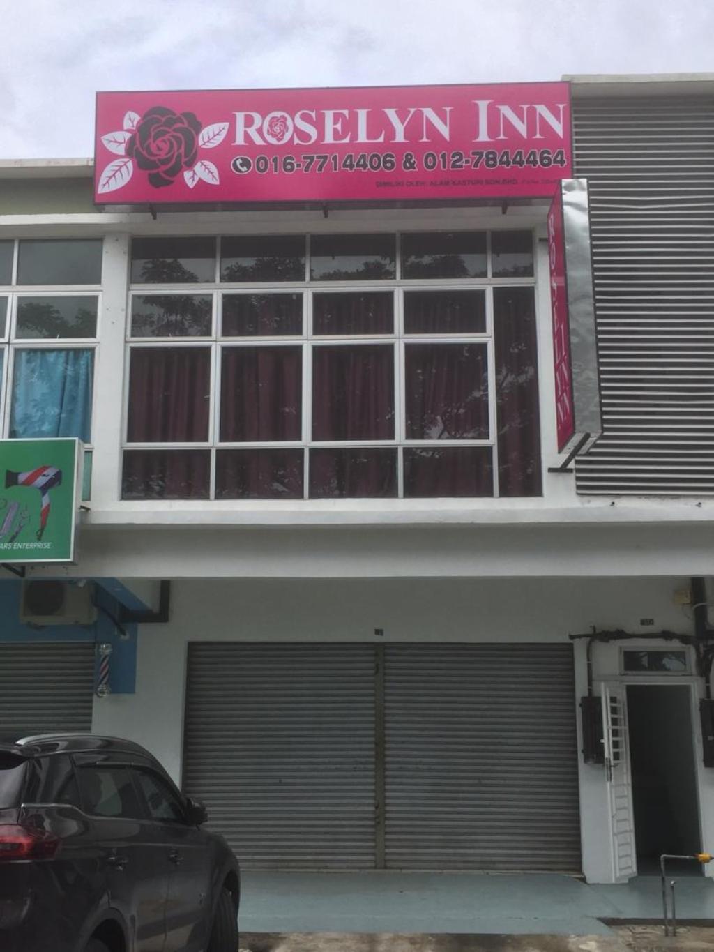 Oyo 90090 Roselyn Inn 2
