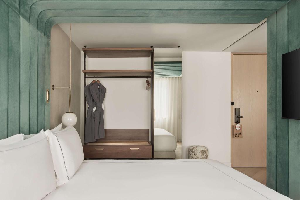 Canopy By Hilton London City