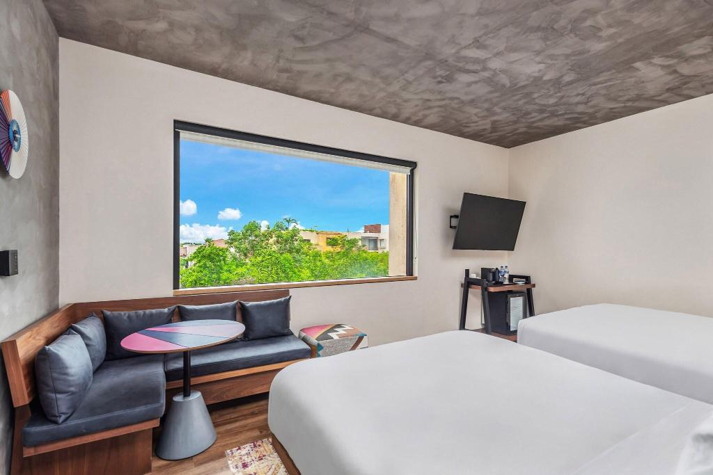 Aloft Tulum