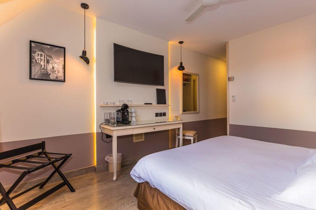 Cit’Hotel LE CEDRE