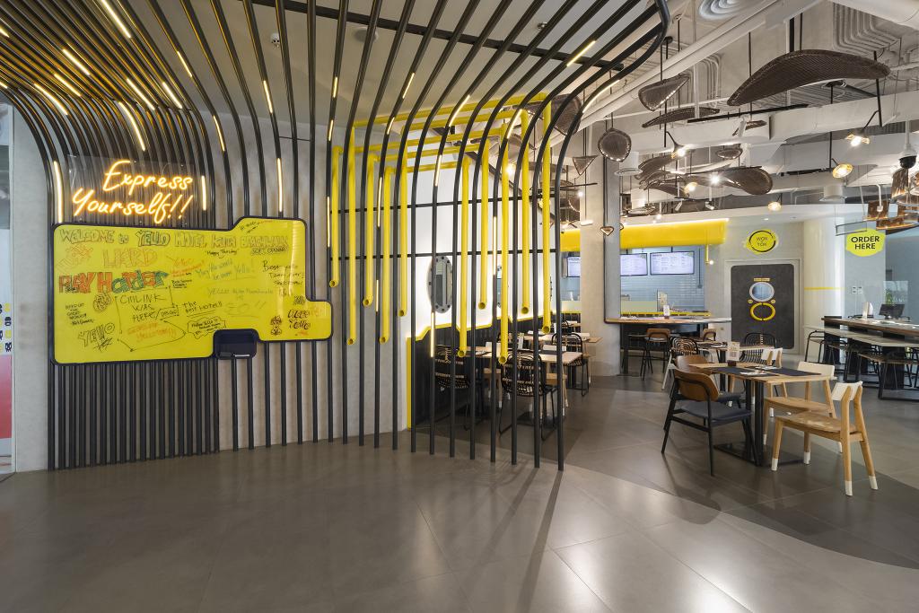 Hotel Yello Hotel Kuta Beachwalk Bali, Indonesien, Kuta. Großes 19