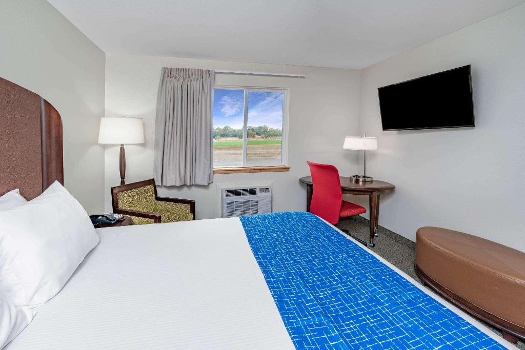 Travelodge by Wyndham Lovell/Bighorns