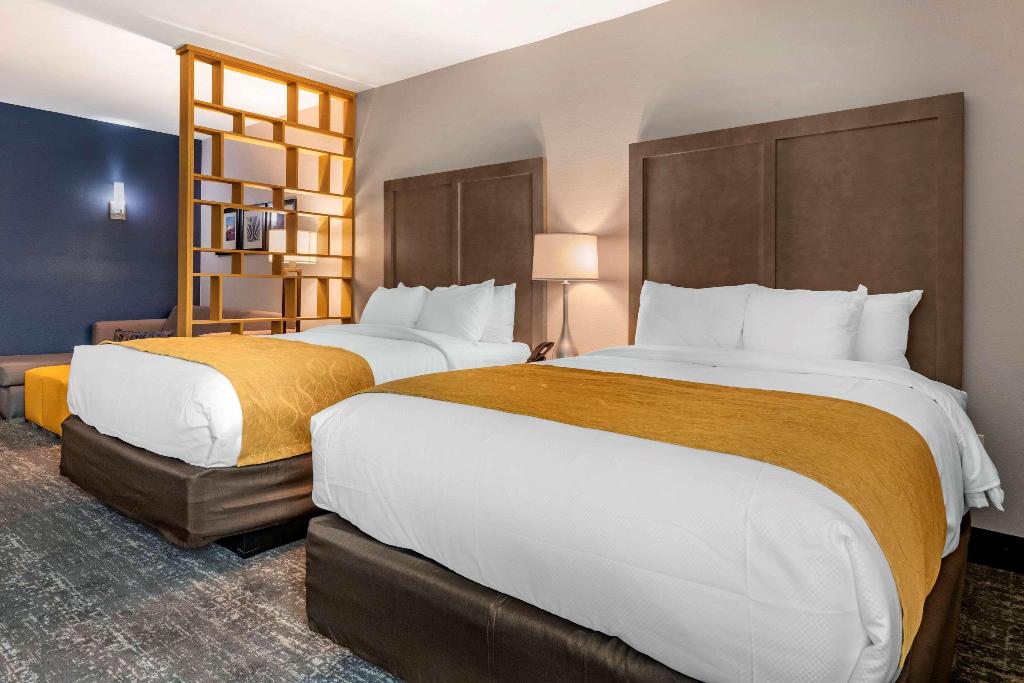 Comfort InnSuites Orange Park Naval AirStation