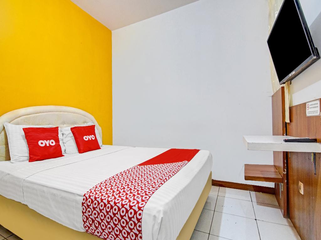 Super OYO 90422 Mall Of Indonesia