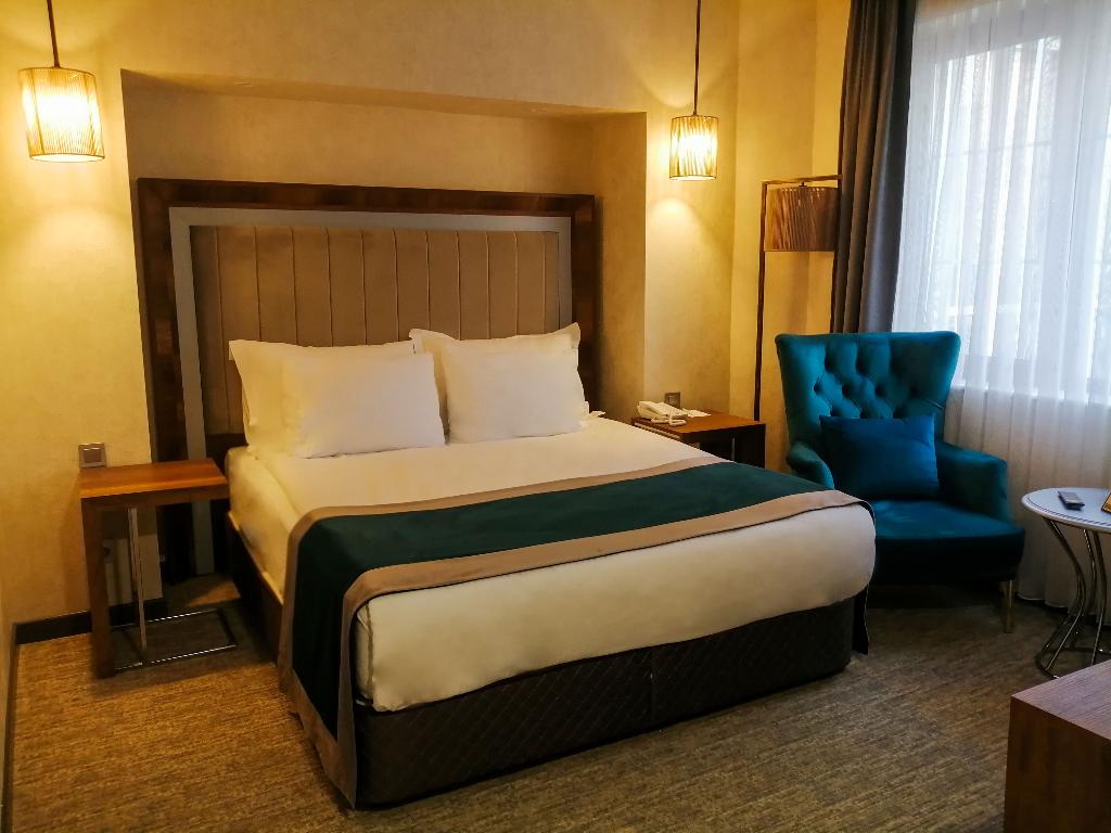 The Life Hotel & Spa