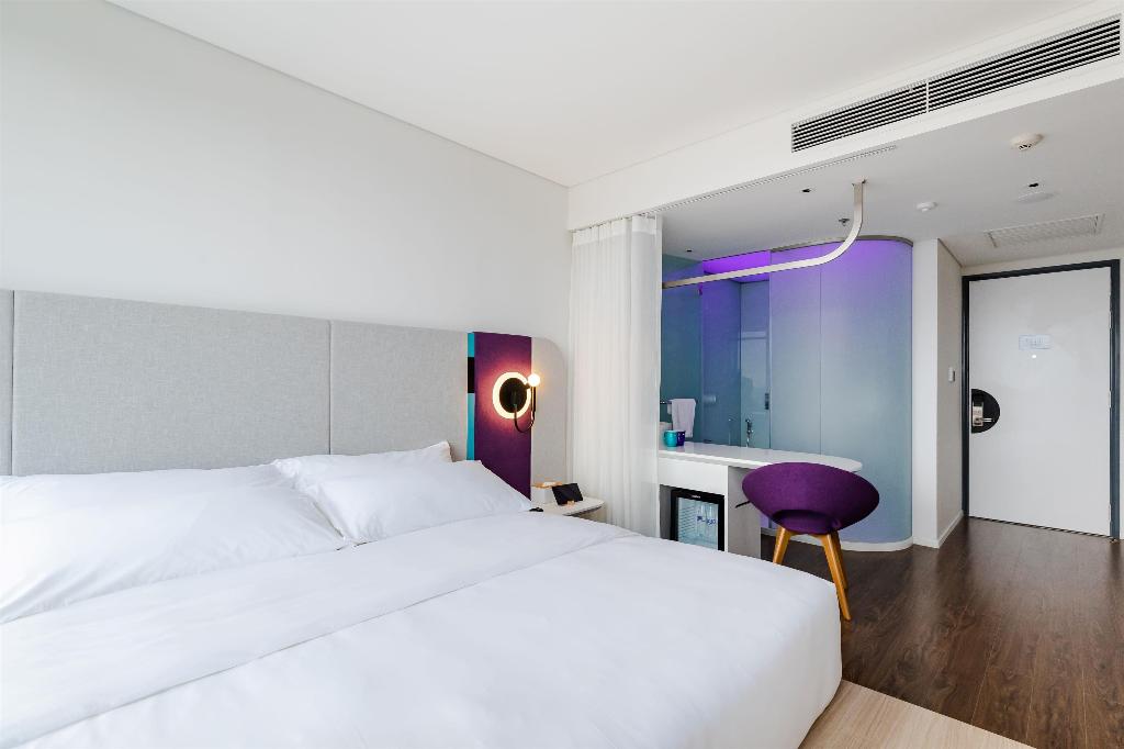 Tru by Hilton Hanoi Station