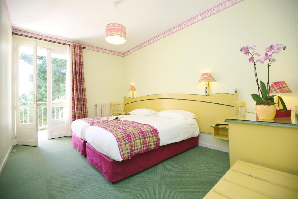 Logis Hotel Les Cedres Joyeuse