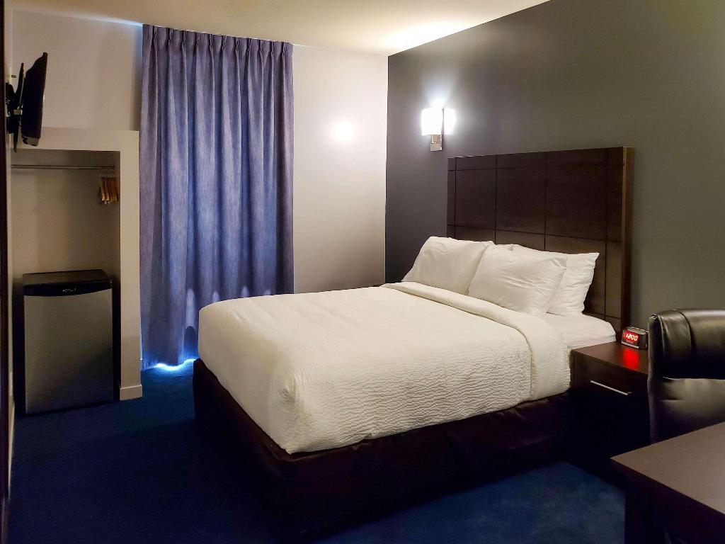 Econo Lodge Montreal