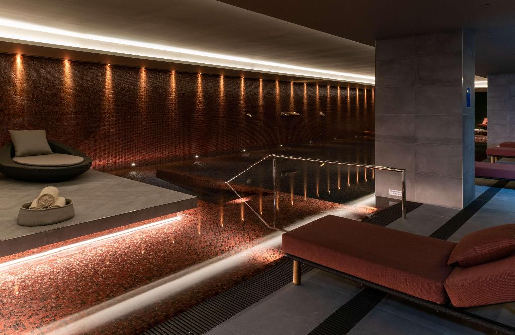 Hotel Hilton Porto Gaia, Portugal, Vila Nova de Gaia. Großes 176