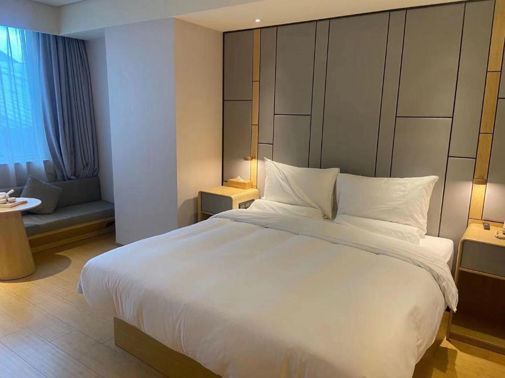 Ji Hotel Shanghai Jinshajiang Road