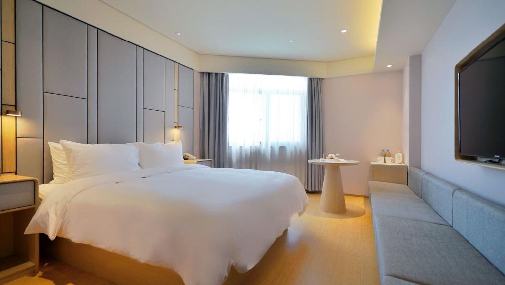 Ji Hotel (Shanghai Hongqiao Airport Huaxiang Road)