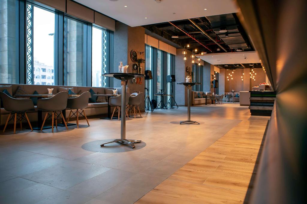 Mercure Dubai Gold District - Restaurant
