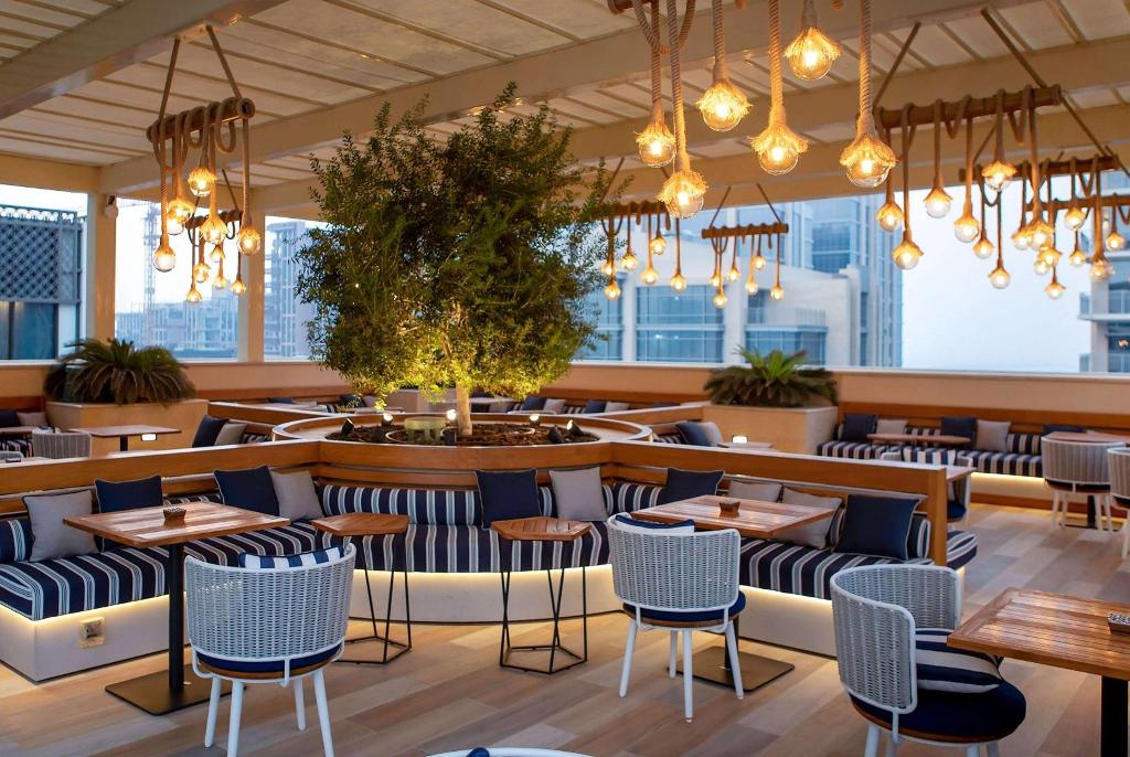 Mercure Dubai Gold District - Restaurant