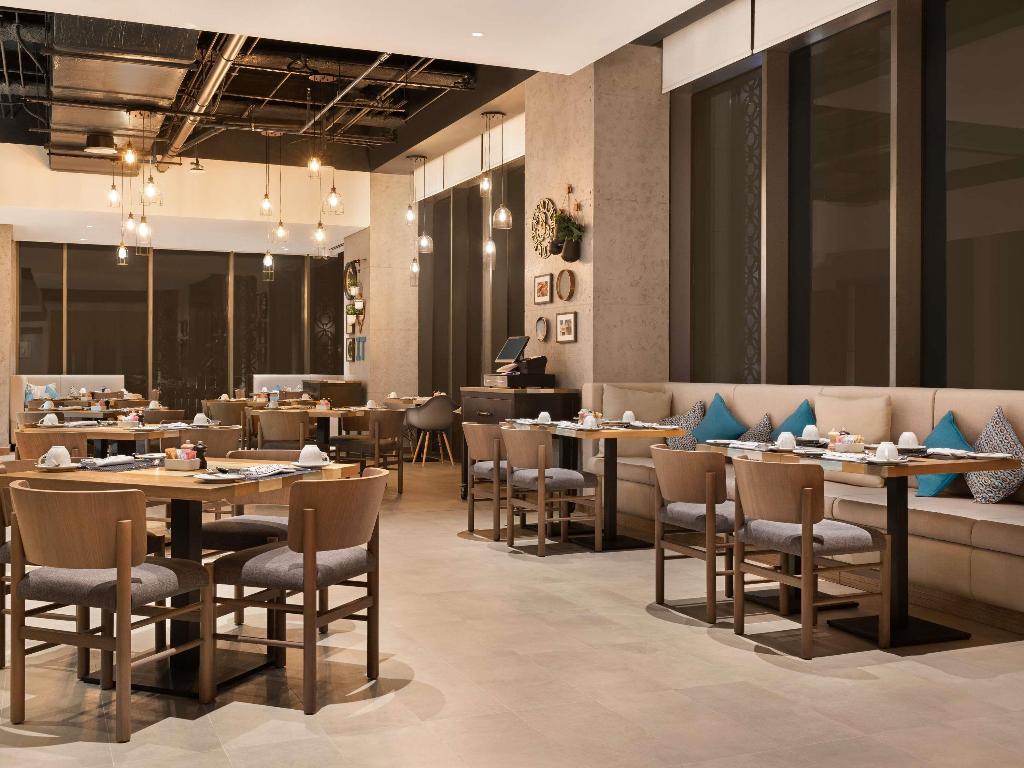 Mercure Dubai Gold District - Restaurant