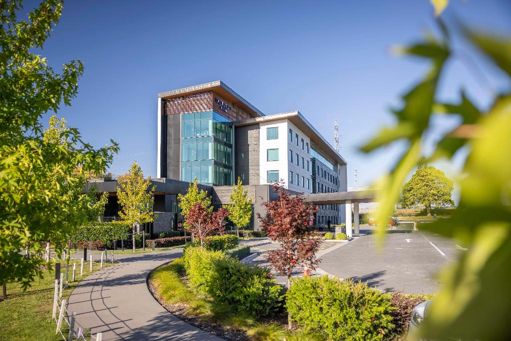 DoubleTree by Hilton Auckland Karaka