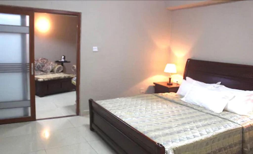 Corina Hotel