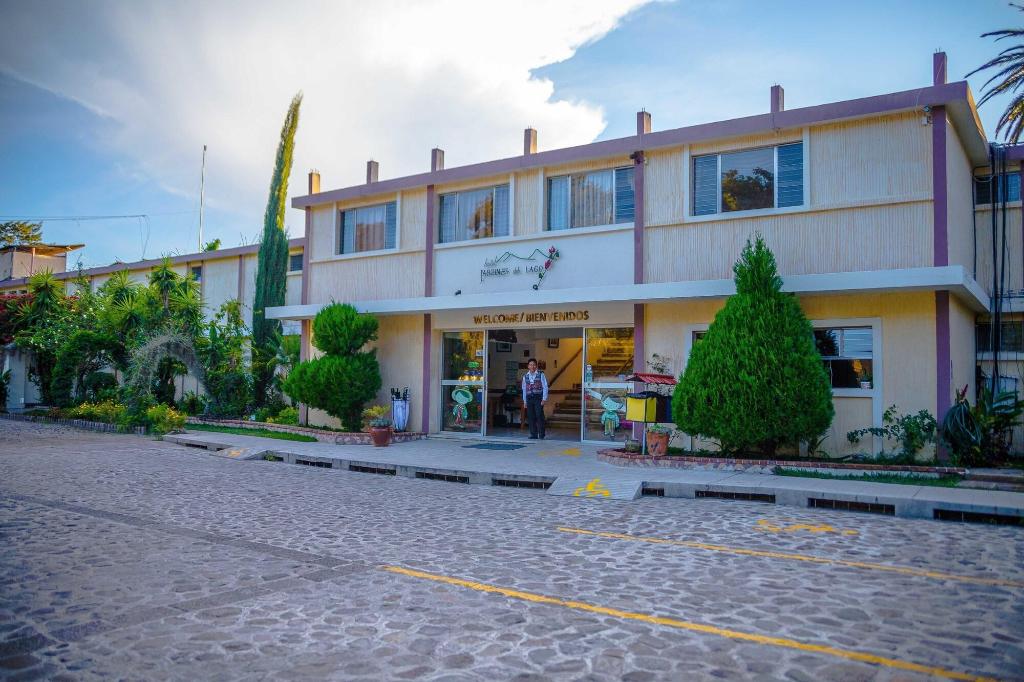 Hotel Y Centro De Convenciones Jardines Del Lago