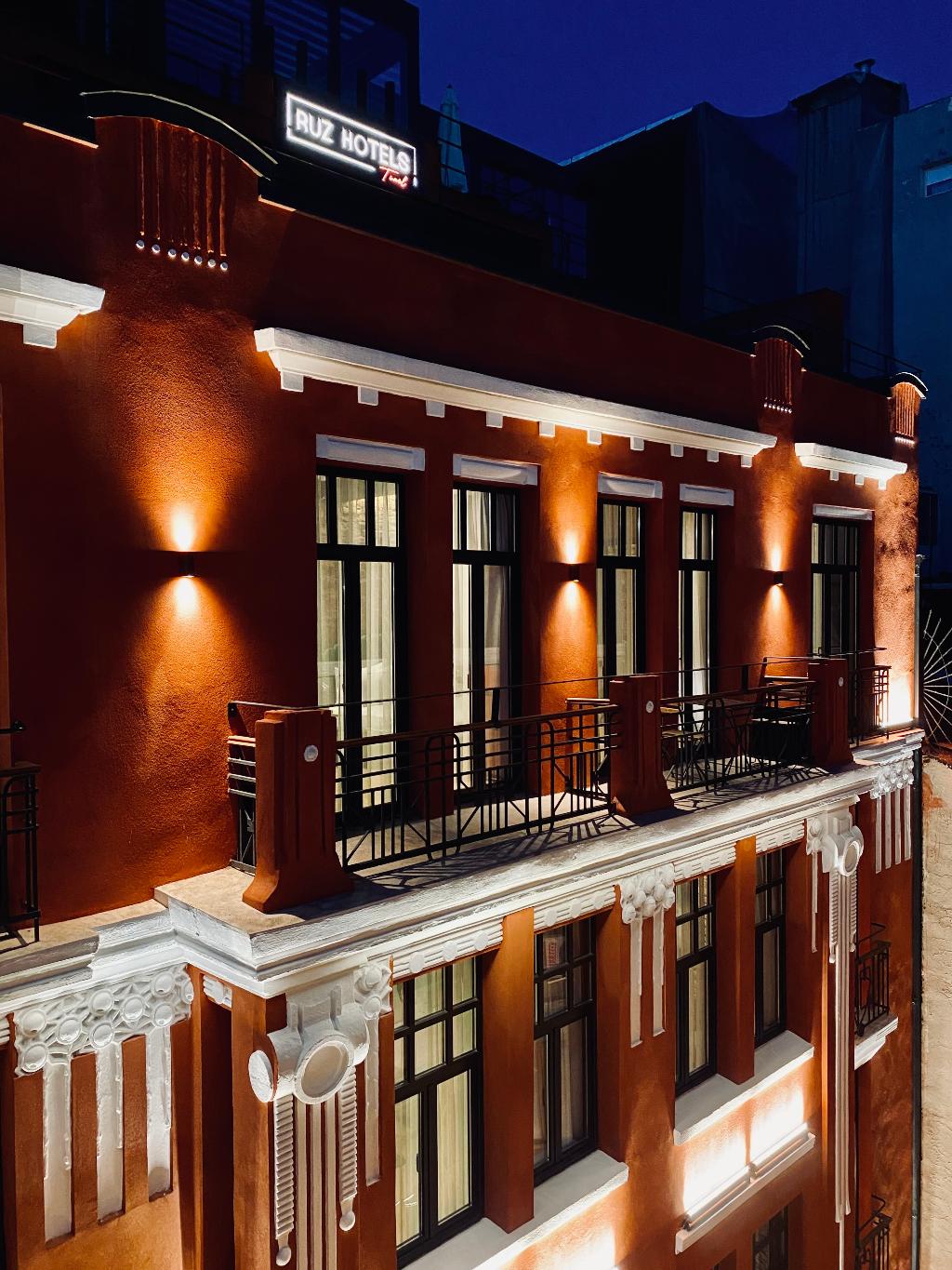 Ruz Hotels