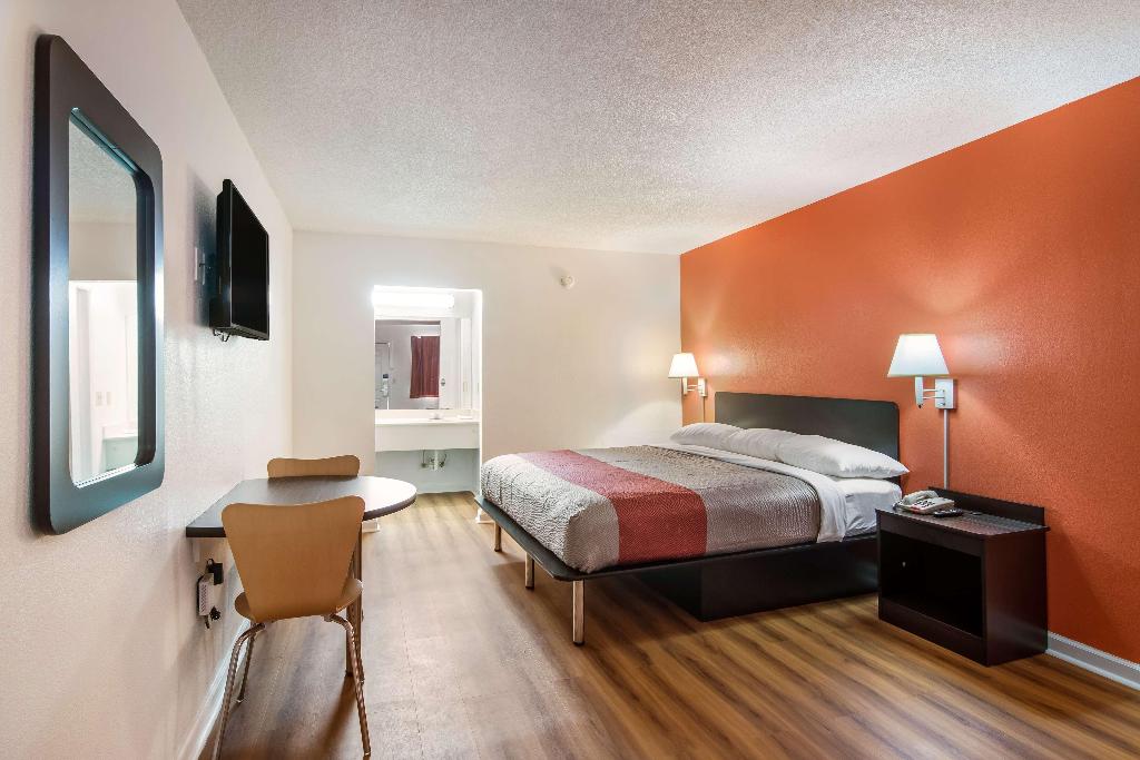 Motel 6 Warner Robins, Ga