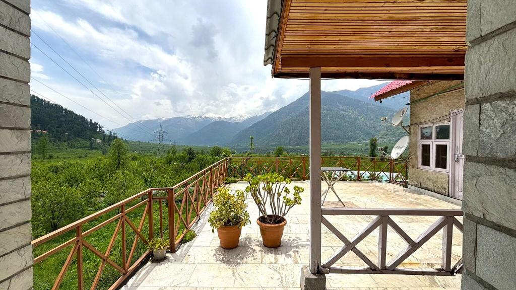 Bharhka Countryside Cottage Resorts
