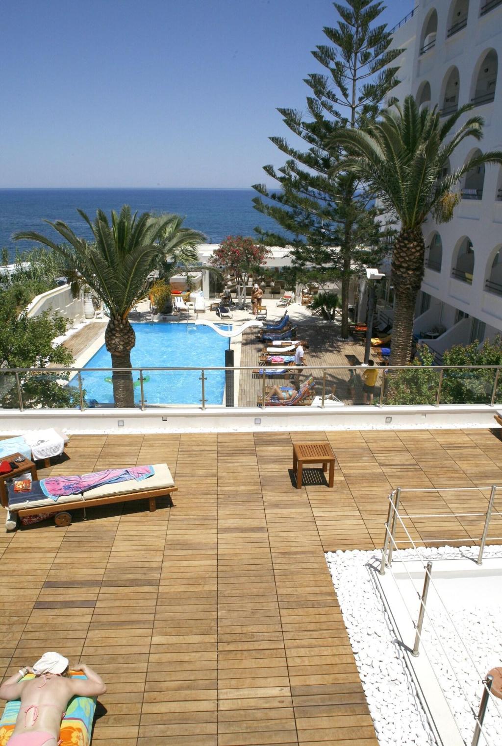 Glaros Beach