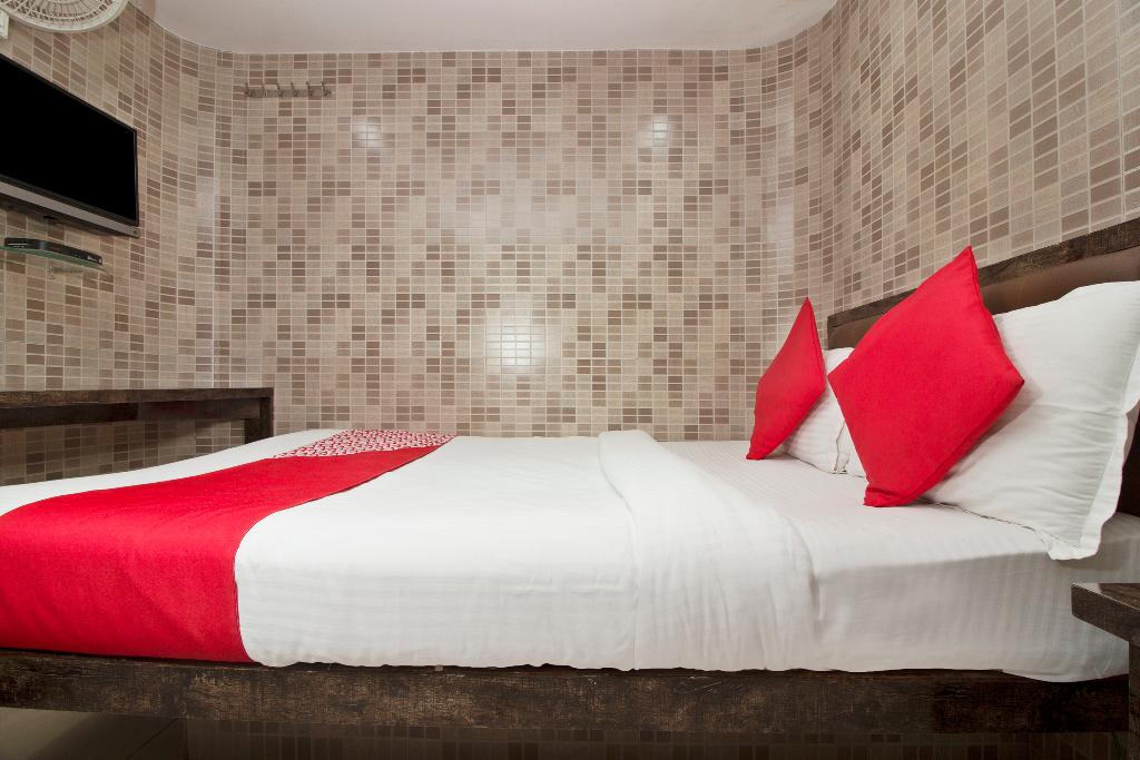 Hotel Paris Residency