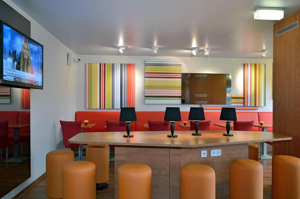 Hotel B&B Hotel Frankfurt-Niederrad, Deutschland, Frankfurt am Main. Großes 1