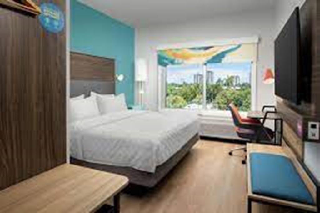 Tru By Hilton Miami West Brickell