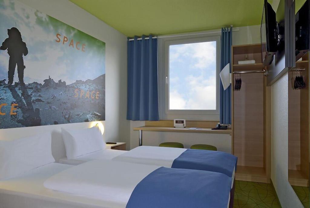 B&B HOTEL Köln-Airport