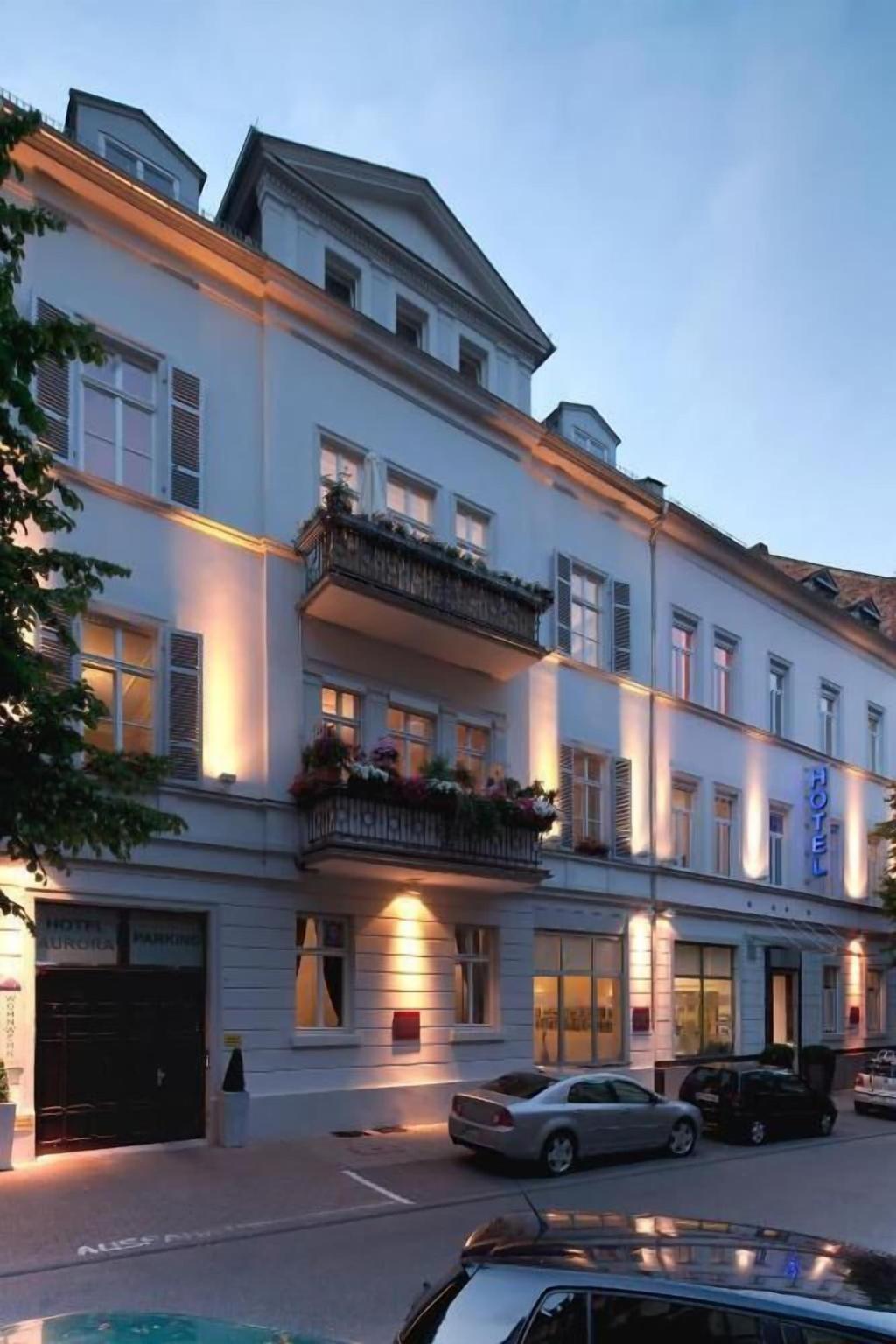 Aurora Hotel