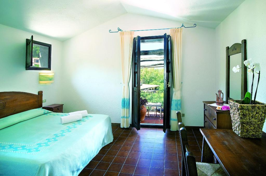 Borgo Cala Moresca At Arbatax Resort