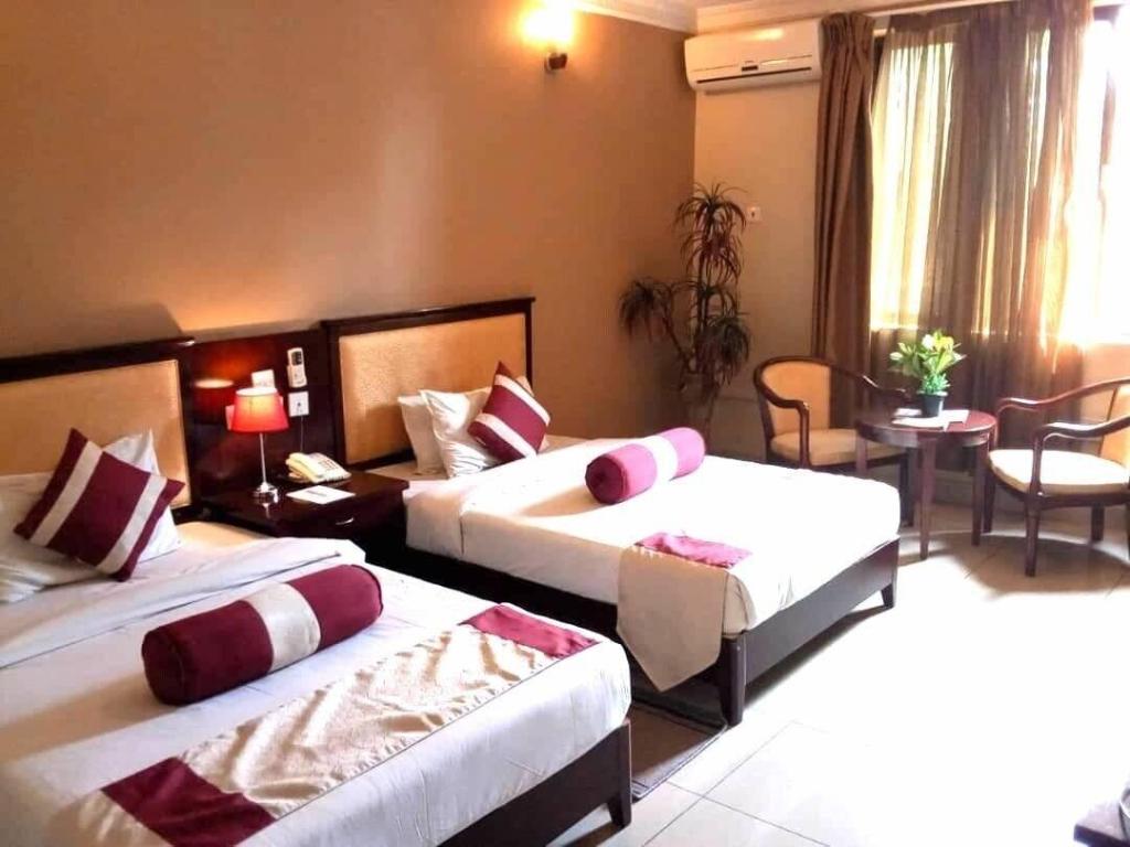 Bridgeview Hotel & Conference Centre