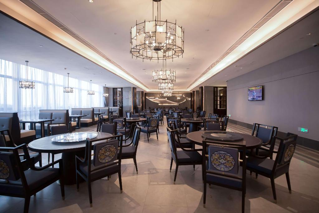 Howard Johnson By Wyndham Bayan Plaza Qidong