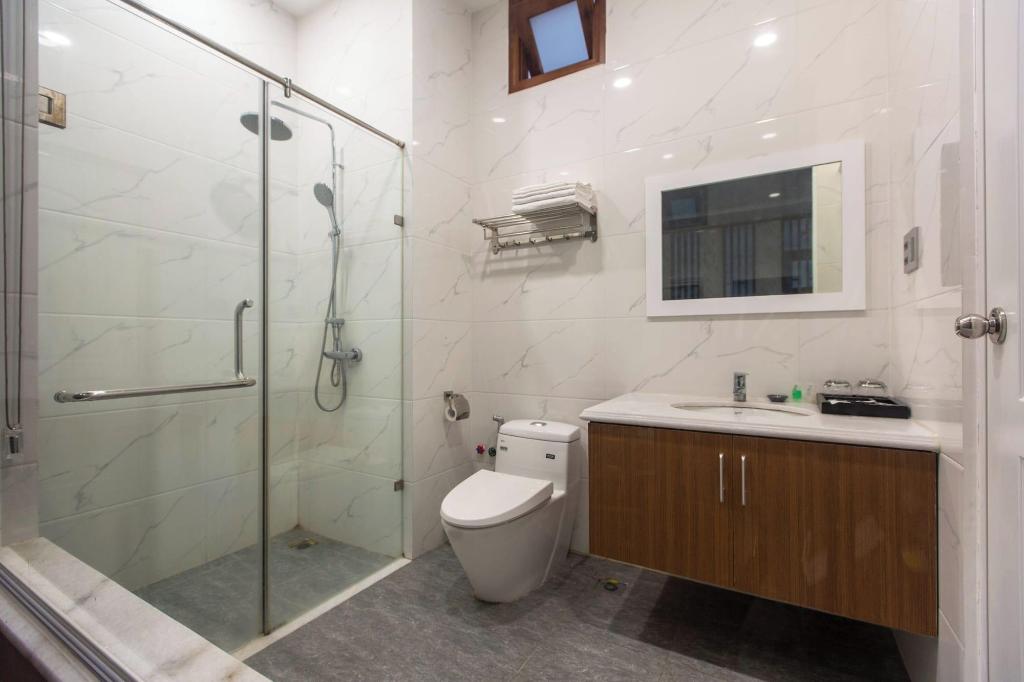 Hoang Hung Hotel by ZUZU