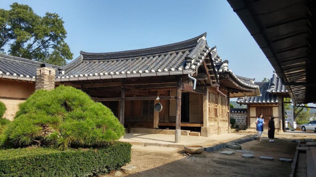 Gyeamgotaek - General view