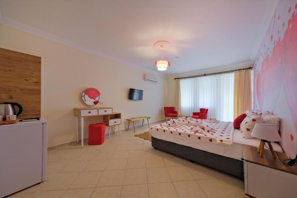 Larimar Suite Hotel