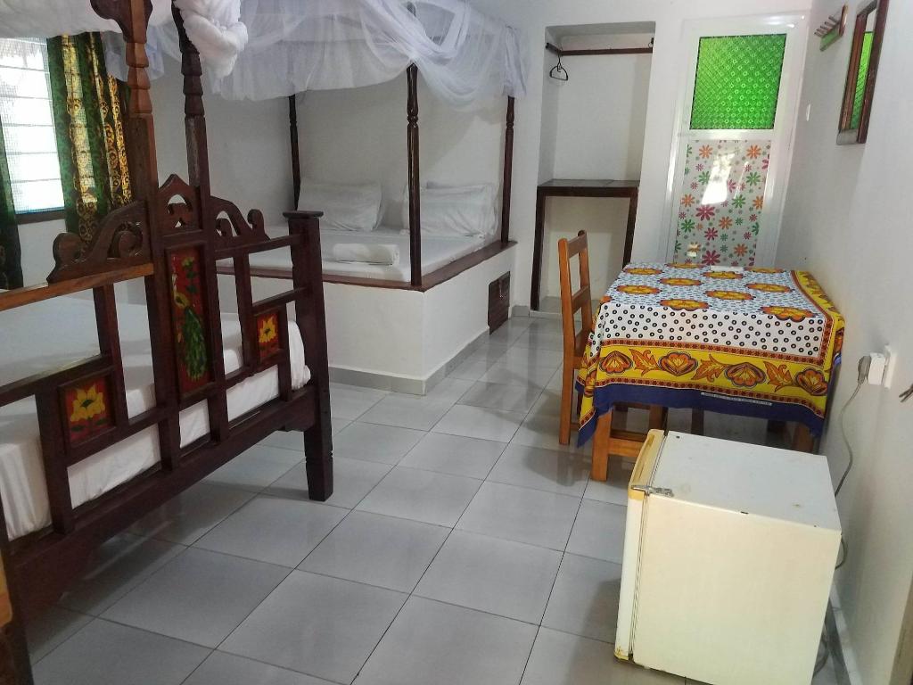 Baraka Aquarium Bungalows