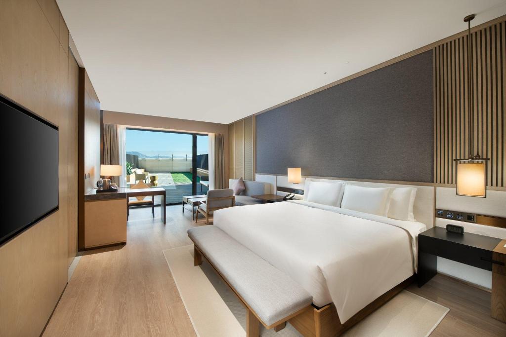 Crowne Plaza Zunhua Hot Spring Town